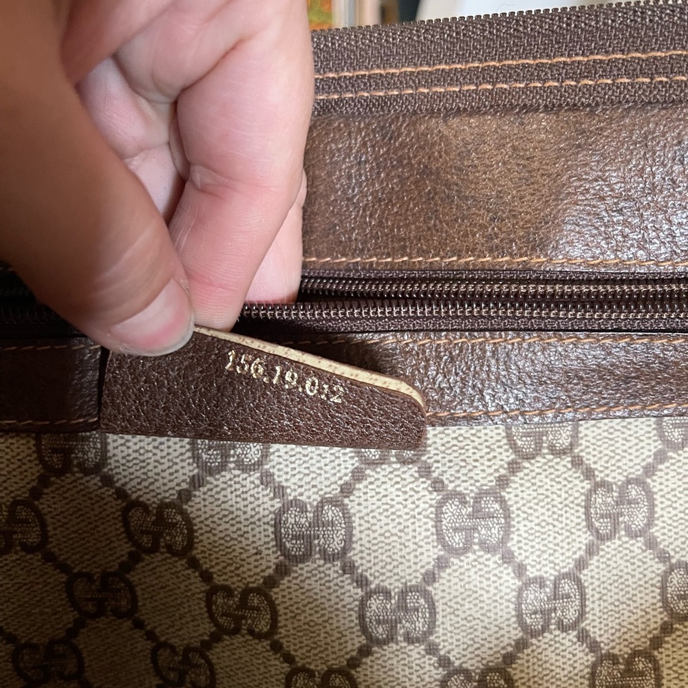 Gucci Beige GG Supreme Tote with Green and Red Web Straps - Picture 7 of 12